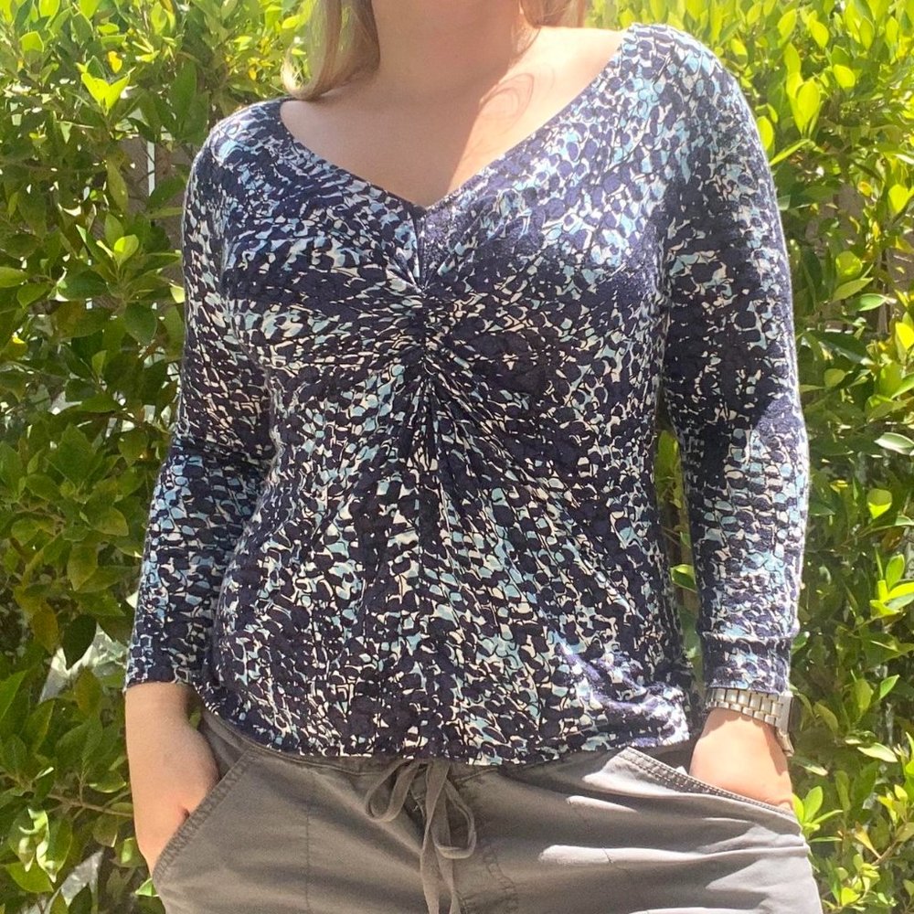 ANN TAYLOR 3/4 sleeve 90s blue and white vintage top